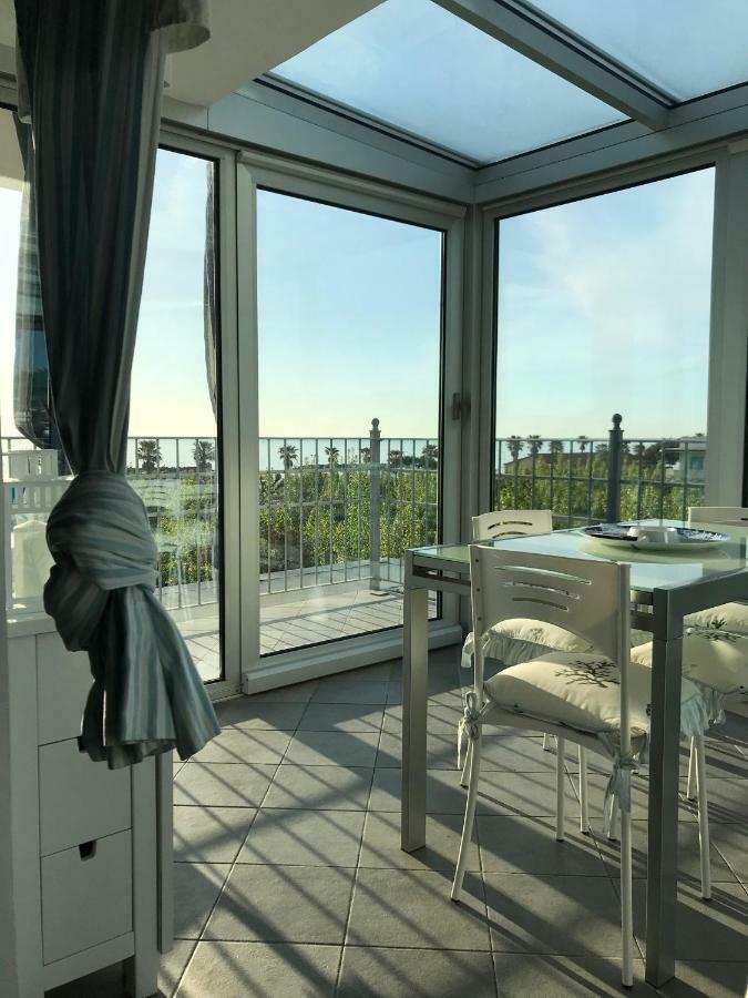 Апартаменты Attico Sul Mare Фермо Экстерьер фото